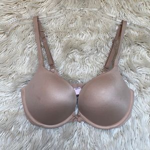VS Body push up bra with adjustable straps